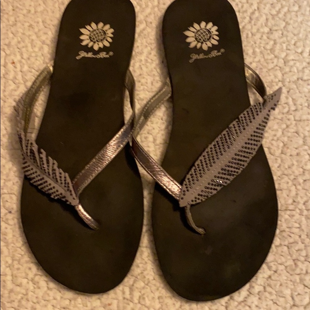 Flip flops